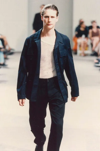 Look 38